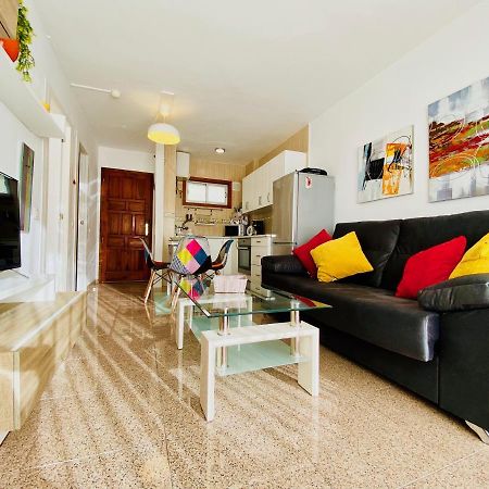 Orange And White Apartment In Yumbo San Bartolomé Eksteriør bilde