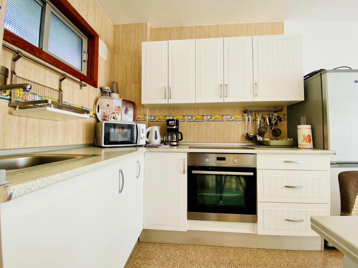 Orange And White Apartment In Yumbo San Bartolomé Eksteriør bilde