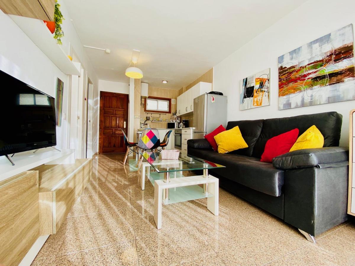 Orange And White Apartment In Yumbo San Bartolomé Eksteriør bilde